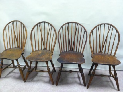 18th Century Bow Back / Brace Back American Windsor Chairs